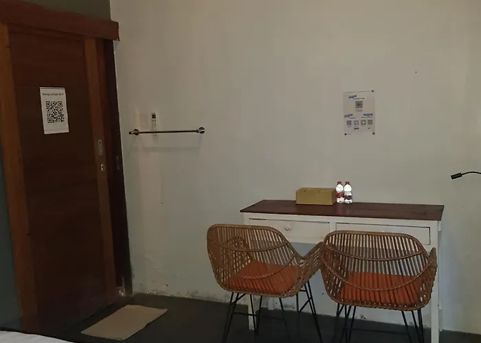 The Moon House For Entrepreneurs Хостел